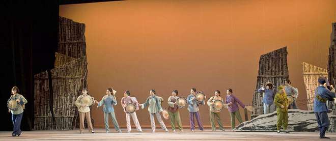 《寒梅》再盛放 都市新淮劇新添代表作，文化經(jīng)紀人服務助力藝術傳承