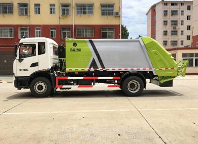 國六東風天錦壓縮式垃圾車 高效環衛作業的可靠伙伴
